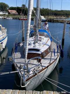 Hallberg-Rassy Mistral 33