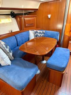 Beneteau Oceanis 393