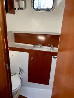 Beneteau Antares 760