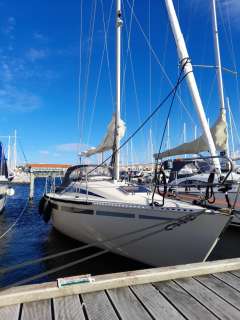 Beneteau First 28