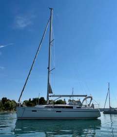 Bavaria Cruiser 37