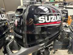 Suzuki DF4A Outboard motor