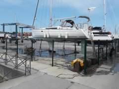 Beneteau Oceanis 37