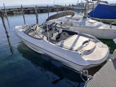 Stingray 198lx Bowrider