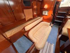 Amel Super Maramu 2000 Red Line