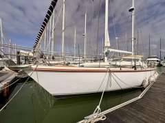 Amel Super Maramu 2000 Red Line