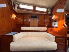 Amel Super Maramu 2000 Red Line