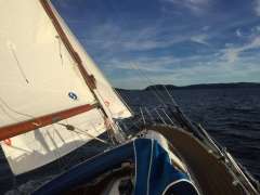 Hallberg-Rassy P28–Ocean-Ready Long Keel