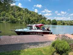 Velvette 23 Active Sedan