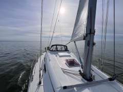 Hanse 370