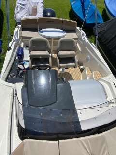 Quicksilver Active Cabin 555