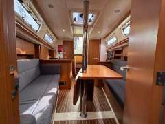 Hanse 325