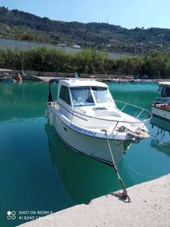 Beneteau Antares 760