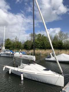 Seascape 18 / Beneteau First 18 SE