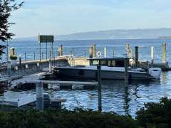 Axopar 37 Cross Cabin