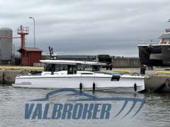 Axopar 45 Cross Cabin