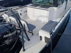 Axopar 37 Sports Cabin