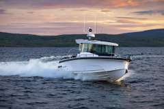 Axopar 29 Cross Cabin Sport boat