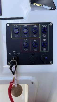 Quicksilver 525 aXess