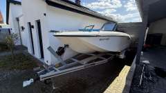 Quicksilver 525 aXess