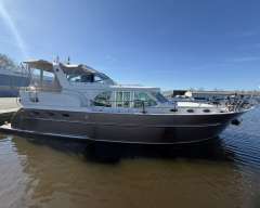 Vivante AK 42 Motoros yacht