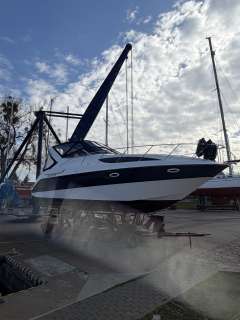Bayliner 3055