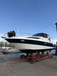 Bayliner 3055