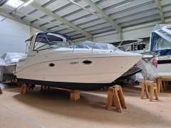 Rinker 260 EC Yacht à moteur