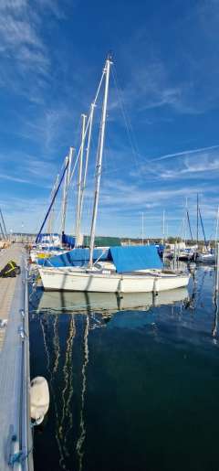 P&eacute;risset DC-20 Daysailer