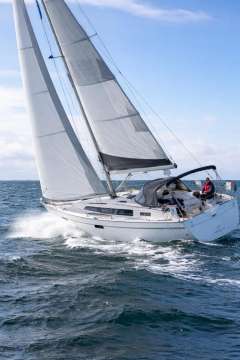 Bavaria Cruiser 37