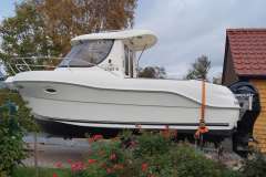 Quicksilver 580 Pilothouse