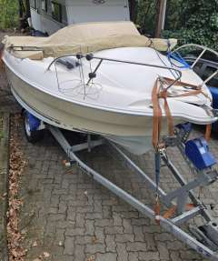 Quicksilver 470 Cabin