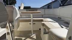 Bayliner VR5 Cuddy Cabin