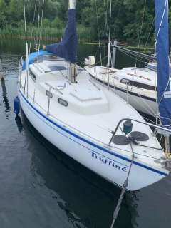 Albin Vega 27 en Méditerranée