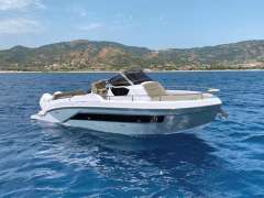 Ranieri NEXT 285 LX Barco cabinado
