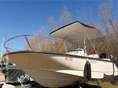 Boston Whaler 210 MONTAUK