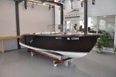 Boesch 510 Runabout