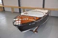 Boesch 510 Runabout