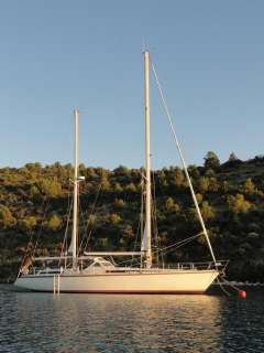 Amel Super Maramu 53