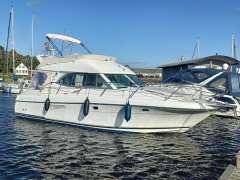 Jeanneau Prestige 36 Fly mit Welle/Bug- u. Heckst