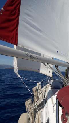 Beneteau Oceanis 411