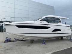 Sealine C390