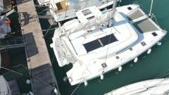 Lagoon 42 Owner's Version