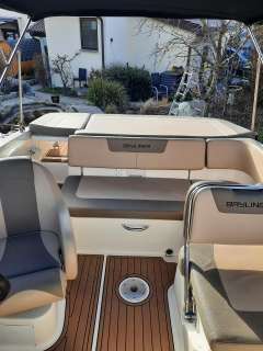 Bayliner VR 5 Cuddy