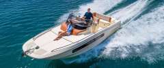 Invictus CX250 Bowrider