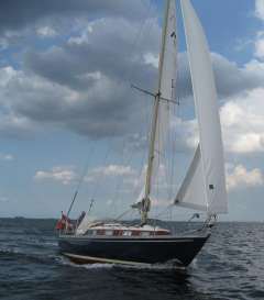 Hallberg-Rassy Mistral 33