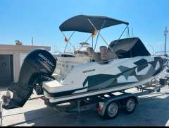 Quicksilver 605 Sundeck