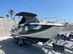 Quicksilver 605 Sundeck