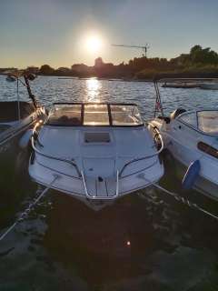 Bayliner VR5 Cuddy