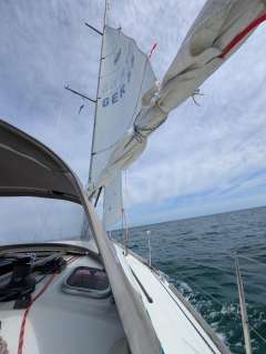 Dufour 34 e Performance